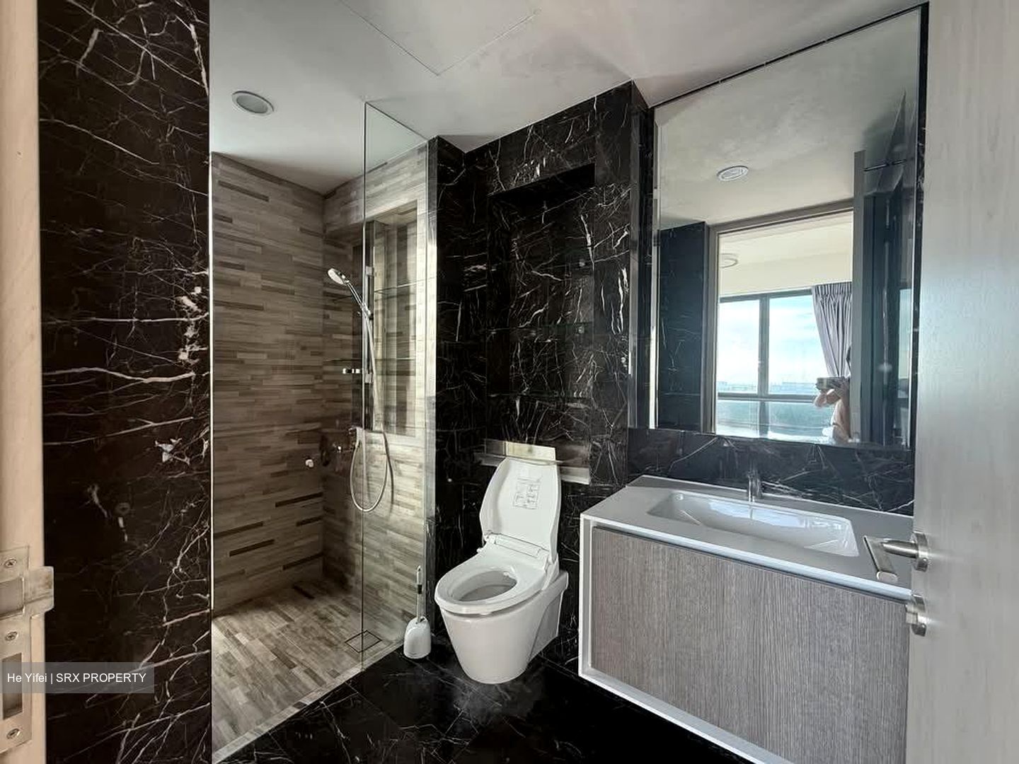 J Gateway (D22), Condominium #550702511